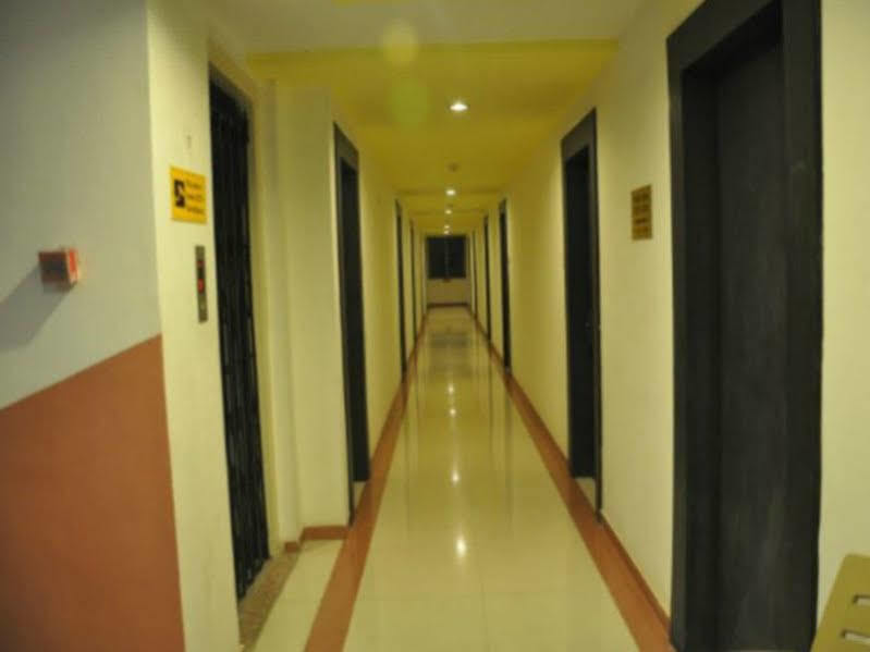 بونة Hotel Alpine المظهر الخارجي الصورة